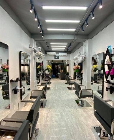 Salon Tóc Quận 1 Vân King Hair - Địa Chỉ Tin Cậy Cho Mái Tóc Xinh